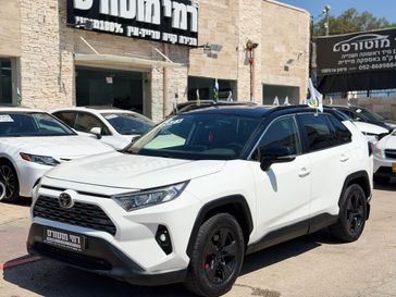 טויוטה RAV4