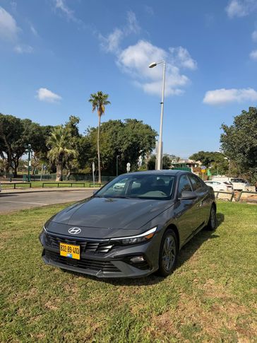 יונדאי אלנטרה