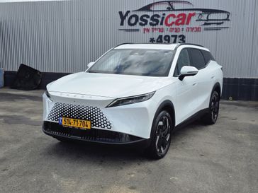 אומודה OMODA 7 PHEV