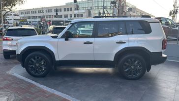 טויוטה לנד קרוזר