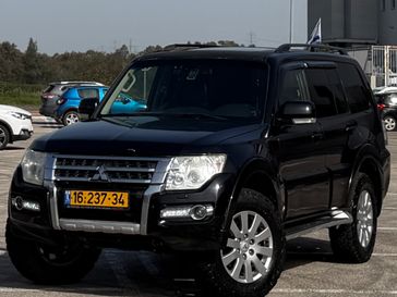 מיצובישי פאג'רו