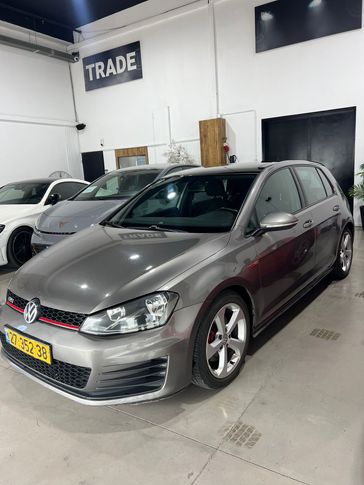 פולקסווגן גולף