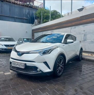 טויוטה C-HR