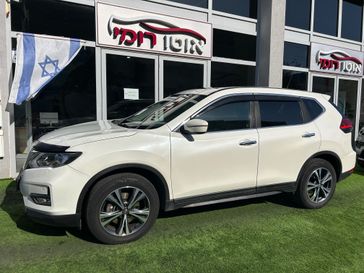 ניסאן X TRAIL