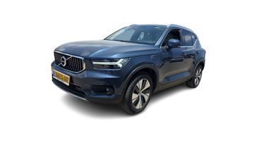 וולבו XC40