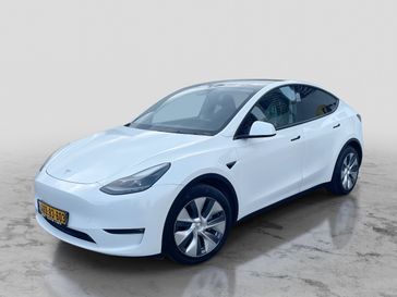 טסלה MODEL Y