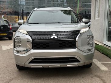 מיצובישי אאוטלנדר