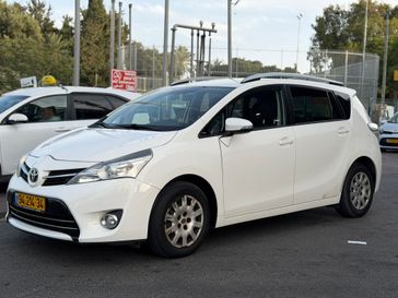 טויוטה וורסו