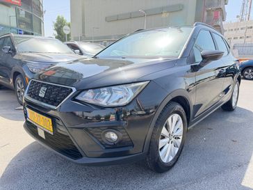 סיאט ארונה