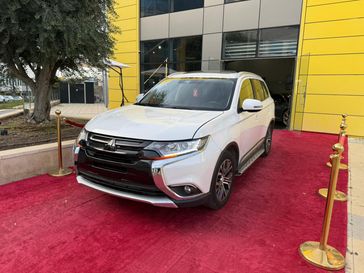 מיצובישי אאוטלנדר