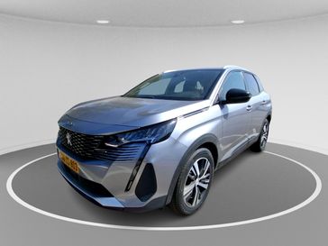 פיג'ו 3008