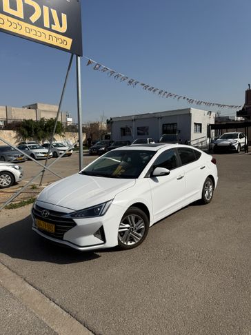 יונדאי אלנטרה