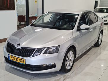 סקודה אוקטביה