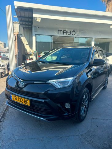 טויוטה RAV4