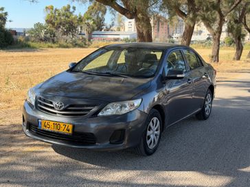 טויוטה קורולה