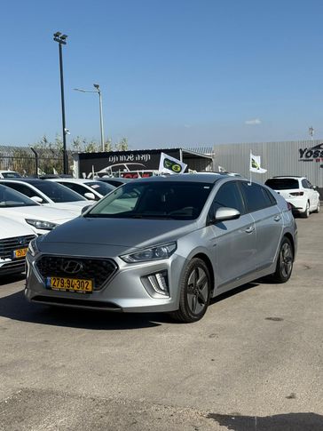יונדאי איוניק