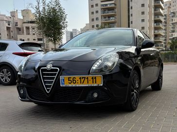 אלפא רומיאו ג'וליטה