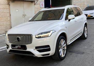 וולבו XC90
