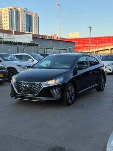 יונדאי איוניק