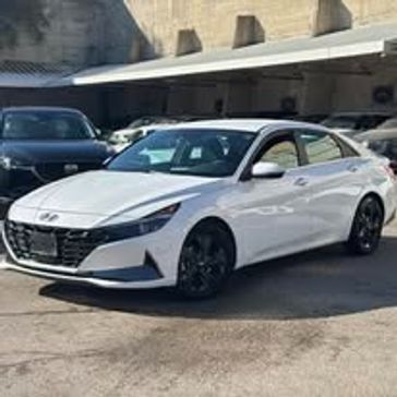 יונדאי אלנטרה