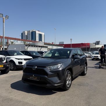 טויוטה RAV4