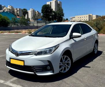 טויוטה קורולה