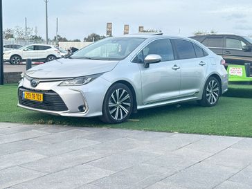 טויוטה קורולה