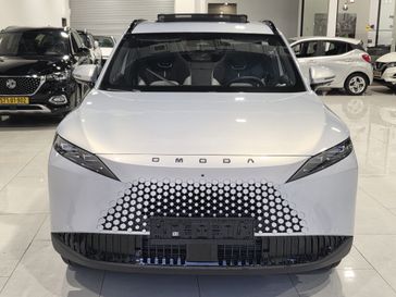 אומודה 7 PHEV
