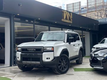 טויוטה לנד קרוזר