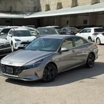 יונדאי אלנטרה