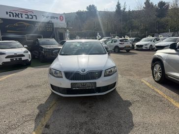 סקודה אוקטביה