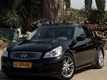 אינפיניטי G37