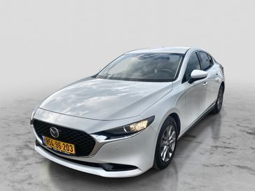 מזדה 3