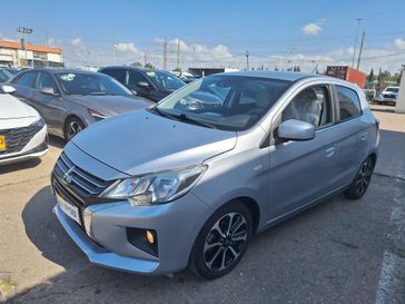 מיצובישי ספייס סטאר