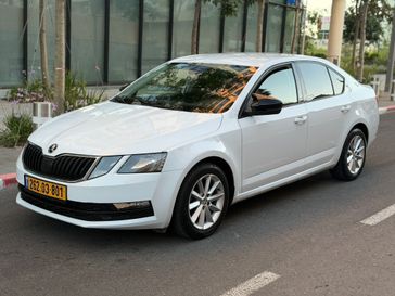 סקודה אוקטביה