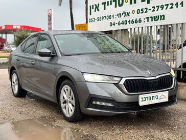 סקודה אוקטביה