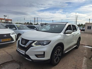 ניסאן X TRAIL