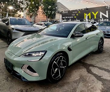 בי ווי די SEAL