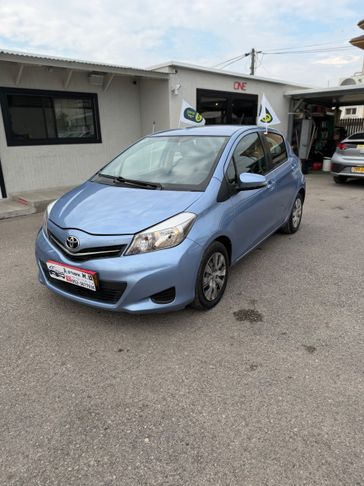 טויוטה יאריס