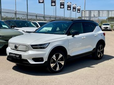 וולבו XC40