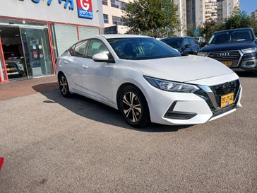 ניסאן סנטרה