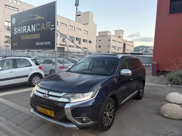 מיצובישי אאוטלנדר