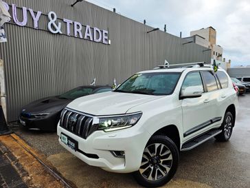 טויוטה לנד קרוזר