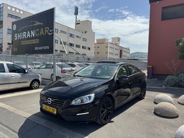 וולבו S60