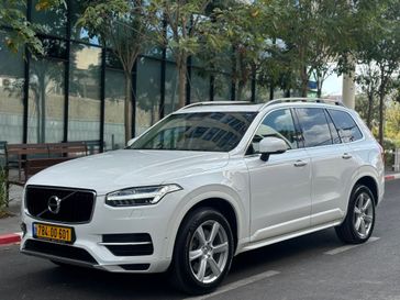 וולבו XC90