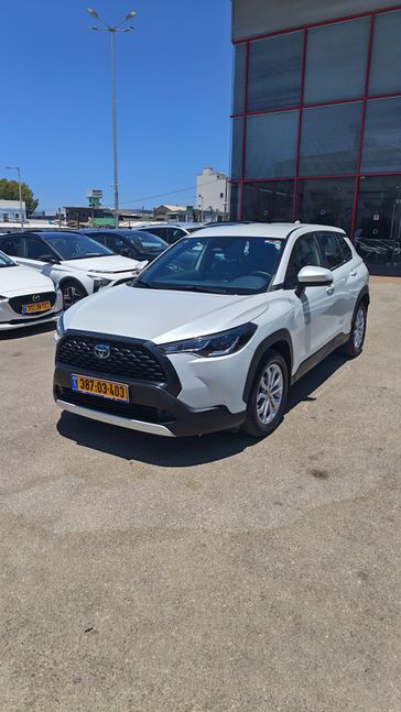 טויוטה קורולה קרוס