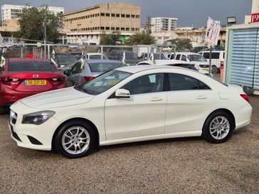 מרצדס CLA קלאס