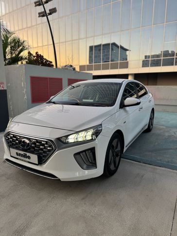 יונדאי איוניק