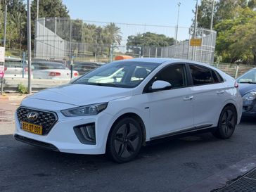 יונדאי איוניק