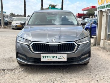 סקודה אוקטביה